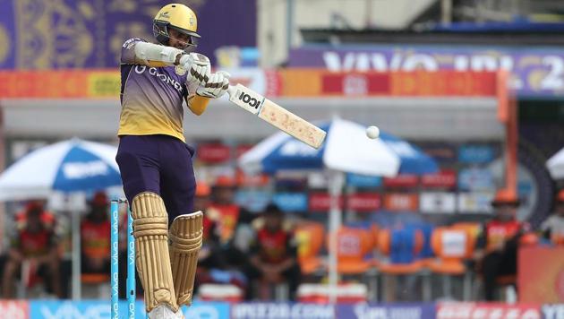 Sunil Narine, who played a blistering innings vs Kings XI Punjab while opening, came out to bat alongside Gautam Gambhir again. (BCCI)
