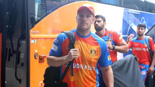 Aaron Finch of Gujarat Lions arrives for the 2017 Indian Premier League (IPL) match against Mumbai Indians at the Wankhede Stadium in Mumbai.(BCCI)