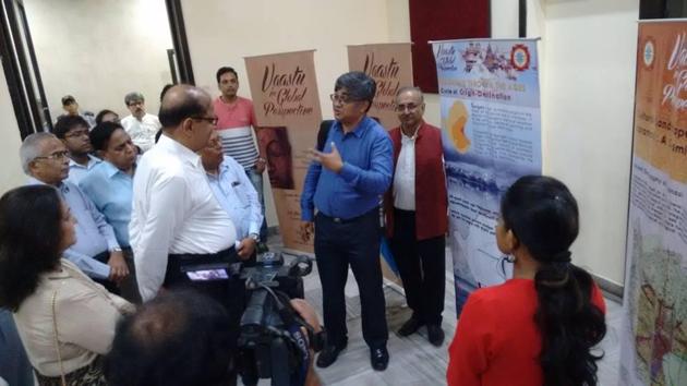 Prof Dr Joy Sen (third from right) at a workshop, Vastu in Global Perspective, held at IIT Kharagpur recently. (Handout) Prof Dr Joy Sen (third from right) at a workshop, Vastu in Global Perspective, held at IIT Kharagpur recently. (Handout)