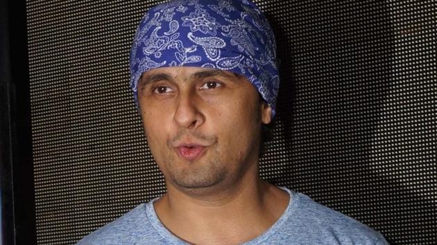 Singer Sonu Nigam has landed himself in trouble after he his controversial tweets sparked a fresh row on Twitter.(Prodip Guha)