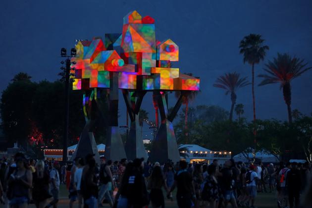 The grounds are pictured during the Coachella Valley Music and Arts Festival. (Carlo Allegri / REUTERS)
