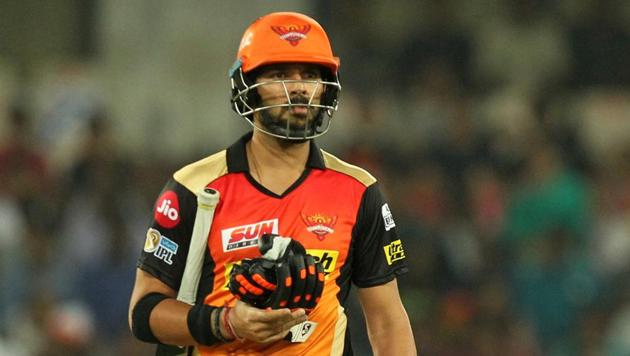 Sunrisers Hyderabad then lost Moises Henriques and Yuvraj Singh (in pic) in the space of two deliveries. (BCCI)