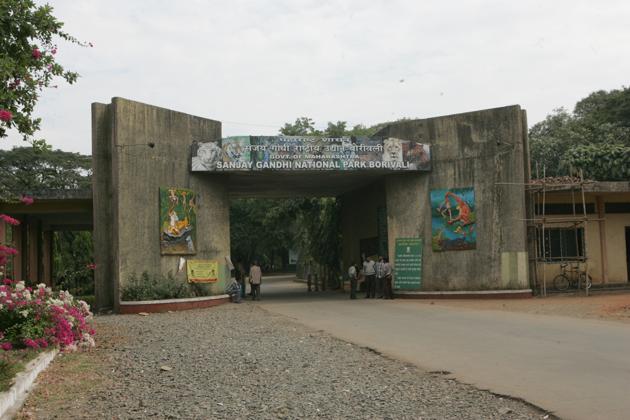 Documents obtained through RTI query reveal that the land is disputed because there is no boundary wall between Film City, Goregaon, and the 104 sq km park.(HT file) Documents obtained through RTI query reveal that the land is disputed because there is no boundary wall between Film City, Goregaon, and the 104 sq km park.(HT file)