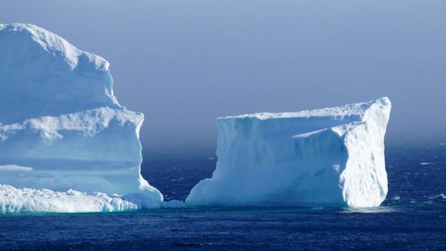 The iceberg has moved slightly and broken apart since first appearing, but it doesn’t look like it’s going anywhere soon. (Jody Martin / REUTERS)