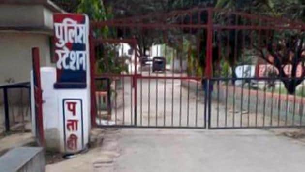 The police station at Patahi village in Bihar’s East Champaran district where a molestation case has been registered against a two-year-old boy.(HT Photo)