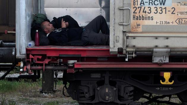 More than a million refugees and migrants arrived in Europe in 2015, landing in Greece from Turkey and then streaming through the Balkans, heading north to Germany or Austria.But that route shut in March last year following an agreement between the EU and Turkey, stranding about 60,000 people in makeshift and formal camps across Greece. (Alexandros Avramidis /Reuters) More than a million refugees and migrants arrived in Europe in 2015, landing in Greece from Turkey and then streaming through the Balkans, heading north to Germany or Austria.But that route shut in March last year following an agreement between the EU and Turkey, stranding about 60,000 people in makeshift and formal camps across Greece. (Alexandros Avramidis /Reuters)