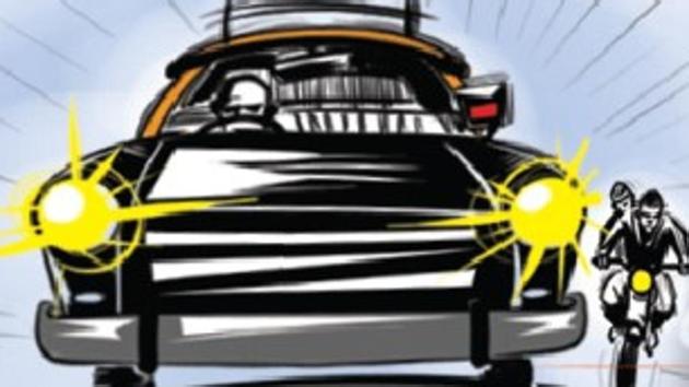 While Jaiswal’s friend was on his way, the two men took Jaiswal to an empty flat in Worli owned by Ugri’s aunt. Jaiswal drove Ugri there in his taxi while Shellar followed them on the bike.(HT) While Jaiswal’s friend was on his way, the two men took Jaiswal to an empty flat in Worli owned by Ugri’s aunt. Jaiswal drove Ugri there in his taxi while Shellar followed them on the bike.(HT)
