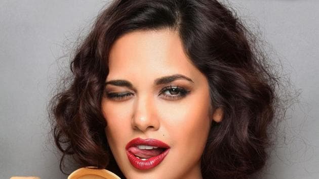 Actor Esha Gupta was recently in Dubai to walk the ramp for designer duo Anjalee and Arjun Kapoor .