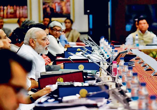 Prime Minister Narendra Modi chairs the third Governing Council Meet of the NITI Aayog in New Delhi on Sunday.(PTI)