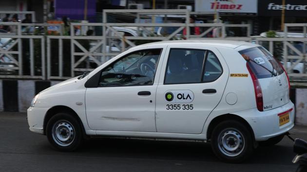 Of the 55,000 tourist cabs registered in Mumbai, more than 40,000 could be app-based taxis such as Ola and Uber, say officials.(HT File Photo)