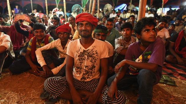 Villagers watch the  live performance at a wedding function. Women stage dancers in Bihar were first seen working as ‘fillers’ during nautanki, a form of operatic folk theatre that travelled from eastern Uttar Pradesh to neighbouring Bihar. (Ravi Choudhary/HT PHOTO) 