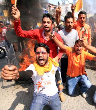 File photo of Bajrang Dal activists shouting slogans in Jammu. The youth wing of the VHP wants the army to be given a ‘free hand’ to deal with stone pelters inKashmir valley. (HT PHOTO) File photo of Bajrang Dal activists shouting slogans in Jammu. The youth wing of the VHP wants the army to be given a ‘free hand’ to deal with stone pelters inKashmir valley. (HT PHOTO)