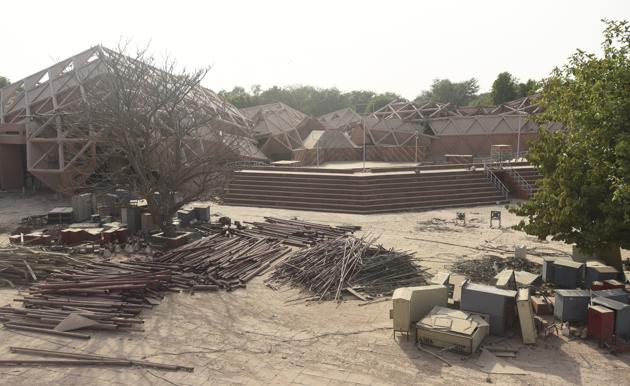 The Hall of Nations and the Hall of Industries have been demolished to make way for a state-of-the-art modern complex which would add immensely to the profile of the capital city. (Sonu Mehta/HT PHOTO)