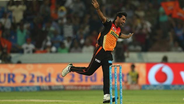 Sunrisers Hyderabad’s Bhuvneshwar Kumar is currently the leading wicket-taker in IPL 2017, with 16 scalps in seven games.(BCCI)