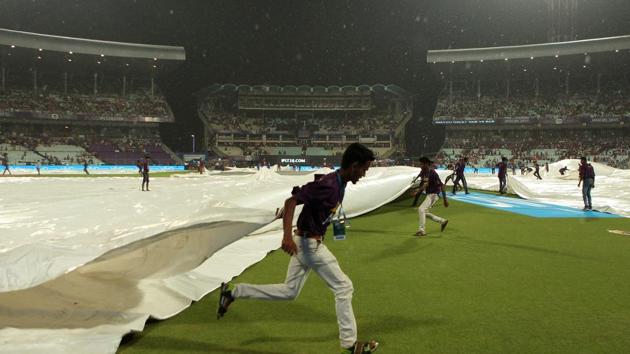 The start of the match between Kolkata Knight Riders and Royal Challengers Bangalore was delayed for 30 minutes due to rain. (BCCI)