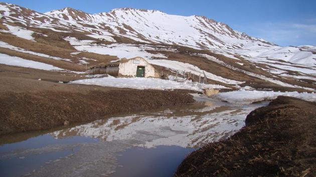 An isolated hutment near Komic Gompa. This area is famous with geologists with a massive fossil park located nearby starting at an elevation of 4600 metres above sea level. (Amandeep Singh Kalra) 