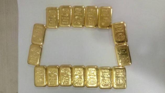 16 gold bars worth ₹56 lakh seized from men’s washroom at Mumbai ...