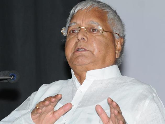 Lalu Prasad has 1.06 million followers on Twitter.(HT file photo)