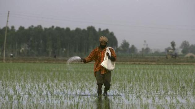 Bringing agriculture under the tax net would widen the tax base, according to Niti Aayog member Bibek Debroy.(AP File)