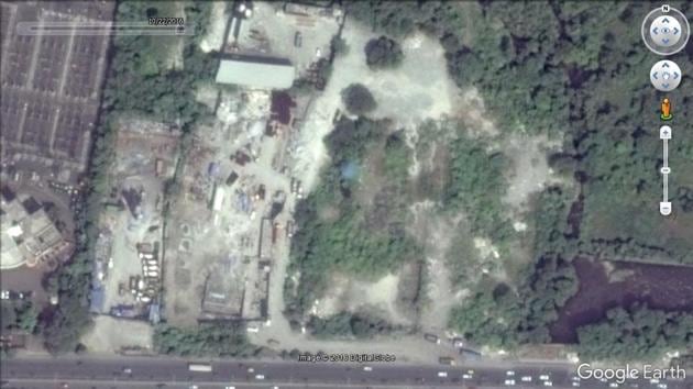 A satellite image of the Mithi river in 2016, shows that the water channels flowing into it have been destroyed, says the NGO. (HT) A satellite image of the Mithi river in 2016, shows that the water channels flowing into it have been destroyed, says the NGO. (HT)