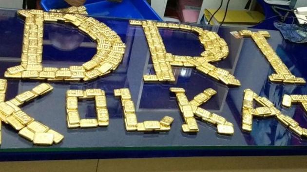 Smuggling of gold has been increasing from Bangladesh claims DRI officers.(HT Photo)