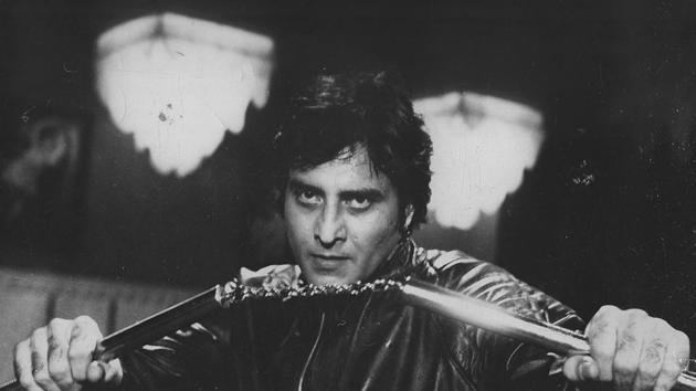 Vinod Khanna wielding some nunchucks in Insaaf. (HT Photo) Vinod Khanna wielding some nunchucks in Insaaf. (HT Photo)