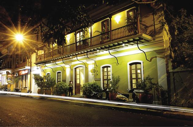 Travel Differently Rediscover Pondicherry By Night Hindustan Times