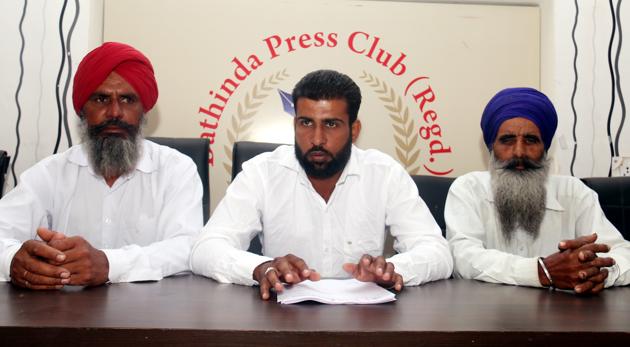 Truck operators of Rama Mandi interacting with mediapersons during a press conference in Bathinda on Thursday.(HT Photo) Truck operators of Rama Mandi interacting with mediapersons during a press conference in Bathinda on Thursday.(HT Photo)