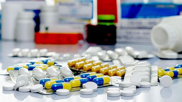 An Indian American was found guilty of illegally importing pills from China and distributing them throughout the US.(Shutterstock)