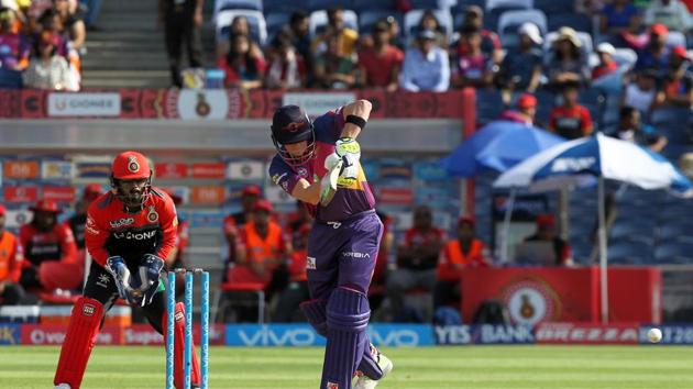 Steve Smith shared a fifty-run partnership with Manoj Tiwary to revive RPS. (BCCI)