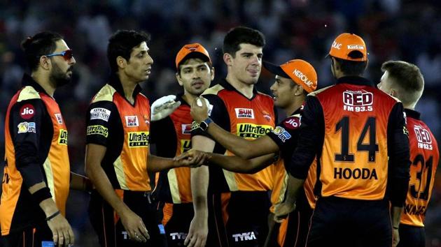 Sunrisers Hyderabad kept things tight with the ball to beat Kings XI Punjab by 26 runs in their IPL 2017 clash in Mohali. (PTI) Sunrisers Hyderabad kept things tight with the ball to beat Kings XI Punjab by 26 runs in their IPL 2017 clash in Mohali. (PTI)
