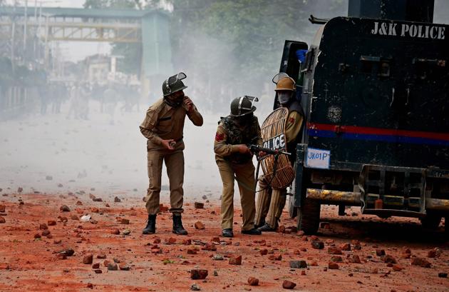 Representative Image: A police official said the grenade exploded on the roadside, resulting in injuries to the policemen and the civilian. (PTI) Representative Image: A police official said the grenade exploded on the roadside, resulting in injuries to the policemen and the civilian. (PTI)