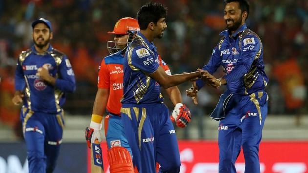 Jasprit Bumrah’s heroics helped Mumbai Indians clinch super over thriller vs Suresh Raina-led Gujarat Lions on Saturday.(BCCI)