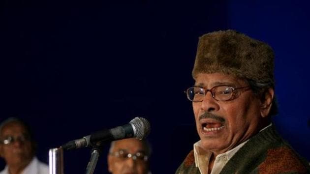 Monday marks the 98th birth anniversary of singer Manna Dey. Monday marks the 98th birth anniversary of singer Manna Dey.