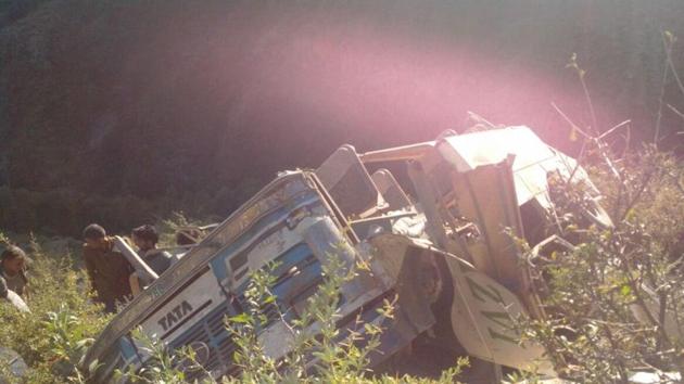 The bus overturned after losing balance at a sharp turn at Kanja village in Vyara tehsil on Ukai Dam canal road. (HT file photo for representation) The bus overturned after losing balance at a sharp turn at Kanja village in Vyara tehsil on Ukai Dam canal road. (HT file photo for representation)