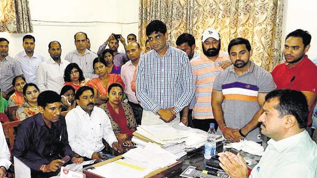 Parents and representatives of the DPSG Palam Vihar school management met SDM (north) Bharat Bhushan Gogia at his office. Parents and representatives of the DPSG Palam Vihar school management met SDM (north) Bharat Bhushan Gogia at his office.