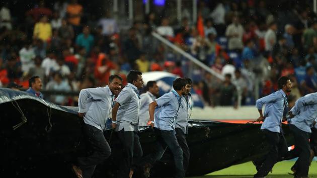 Rain held up play but the match resumed after 45 minutes and no overs were lost. (BCCI) 