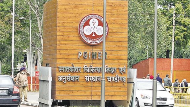 It was decided by the committee that by May 1 AMRIT will provide medical equipments required for elective surgeries like knee and hip replacement at its outlet. (HT File Photo) It was decided by the committee that by May 1 AMRIT will provide medical equipments required for elective surgeries like knee and hip replacement at its outlet. (HT File Photo)