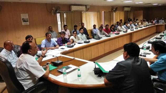 Gautam Budh Nagar district magistrate BN Singh met parents and school bodies over the issue of fee hike on Tuesday.(HT Photo) Gautam Budh Nagar district magistrate BN Singh met parents and school bodies over the issue of fee hike on Tuesday.(HT Photo)