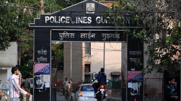 In an earlier raid on April 23, the vigilance had lodged an FIR against 13 police officers of Police Lines and fined another five officials of meter tampering. (HT File Photo) In an earlier raid on April 23, the vigilance had lodged an FIR against 13 police officers of Police Lines and fined another five officials of meter tampering. (HT File Photo)