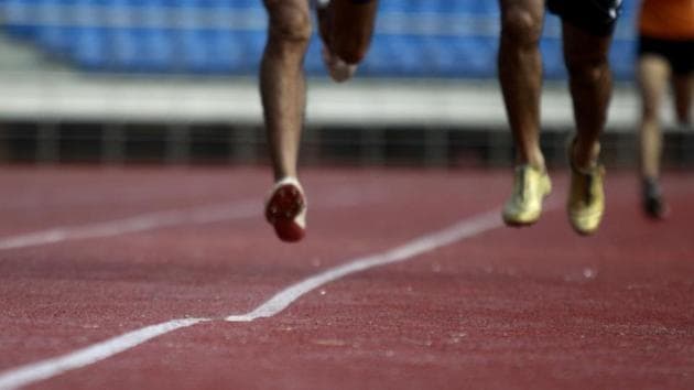 The uneven track at the Jawaharlal Nehru Stadium in New Delhi can cause career-threatening injuries to athletes.(HT Photo)