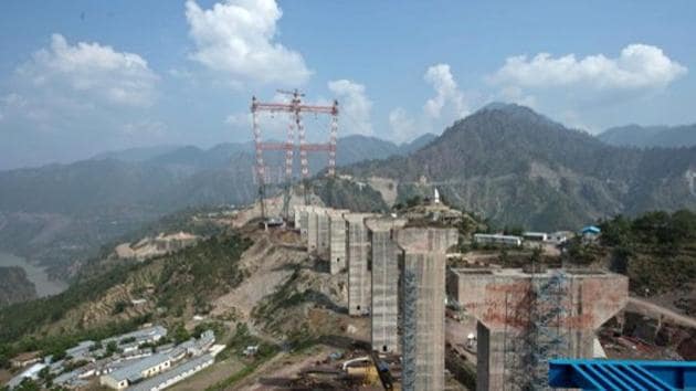 Soon A Record Breaking Rail Bridge Taller Than Eiffel Tower Will Span Chenab River Hindustan Times