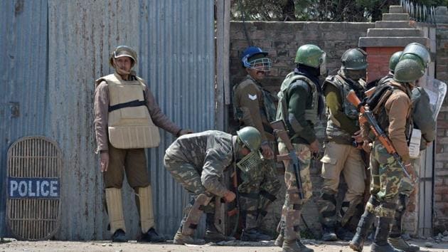 Following the snatching incident, an alert was sounded in Shopian district.(AFP file for representation)