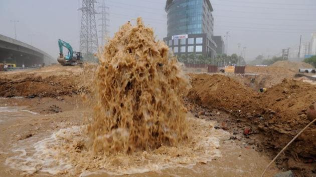 The master water line was damaged again during digging work for flyover construction at Iffco Chowk on Wednesday. This will affect supply to Sushant Lok1, DLF and Essel Towers. (Parveen Kumar/HT Photo) The master water line was damaged again during digging work for flyover construction at Iffco Chowk on Wednesday. This will affect supply to Sushant Lok1, DLF and Essel Towers. (Parveen Kumar/HT Photo)