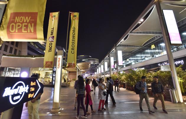 The buzz was back at the CyberHub as it returned to business on Friday. (Sanjeev Verma/HT PHOTO) The buzz was back at the CyberHub as it returned to business on Friday. (Sanjeev Verma/HT PHOTO)