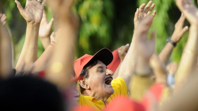 Antidote to various stress and pain, laughter is known as a mental exercise to make people fit and healthy. (Sunil Ghosh/ht photo) Antidote to various stress and pain, laughter is known as a mental exercise to make people fit and healthy. (Sunil Ghosh/ht photo)