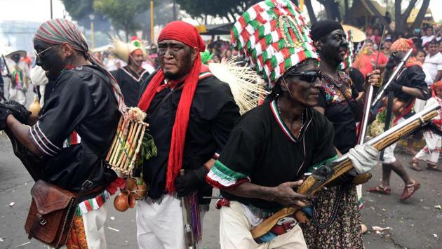 In pictures: Mexicans re-enact the historic Battle of Puebla ...