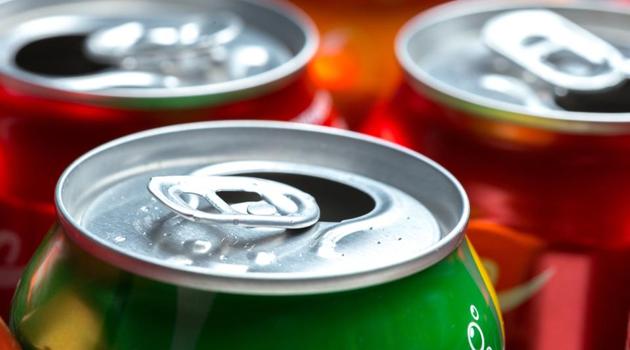 Almost all of the soft drinks and sodas contain aspartame which is linked to many health problems including infertility, malformations and miscarriages.(Shutterstock)