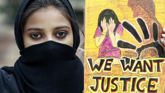 A Delhi Police team assisted the Muzaffarpur police in arresting the youths accused of raping a minor girl from Delhi. (HT representative image) A Delhi Police team assisted the Muzaffarpur police in arresting the youths accused of raping a minor girl from Delhi. (HT representative image)