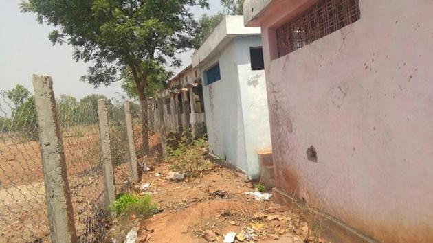 The school at Kuchwahi village in Manpur tehsil of Umaria district, management of which has accused union minister for textiles Smriti Irani of encroaching upon the school land through ‘her firm’. (HT Photo) The school at Kuchwahi village in Manpur tehsil of Umaria district, management of which has accused union minister for textiles Smriti Irani of encroaching upon the school land through ‘her firm’. (HT Photo)